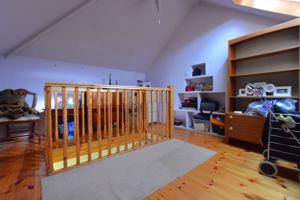 Photo 10- click for photo gallery